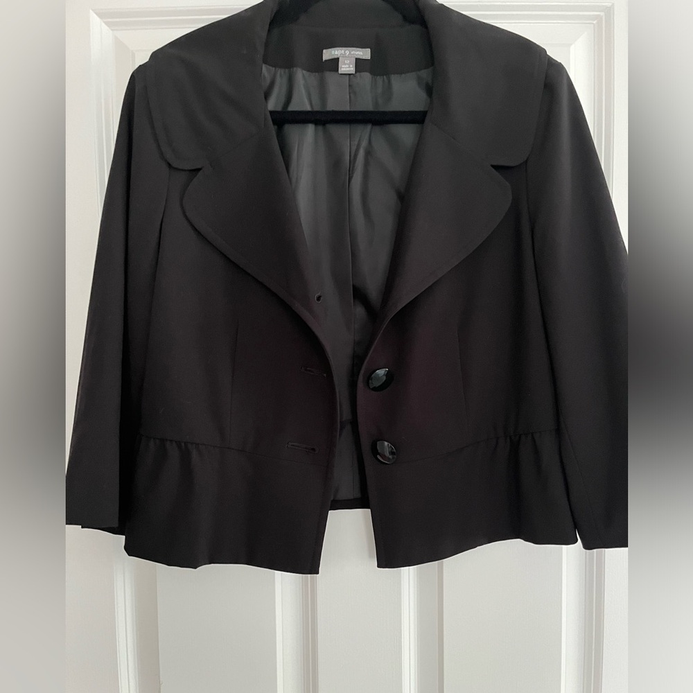 Apt 9 size 12 crop Blazer